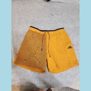 NWT MEN'S JORDAN 2X GOLD AND BLACK SHORTS